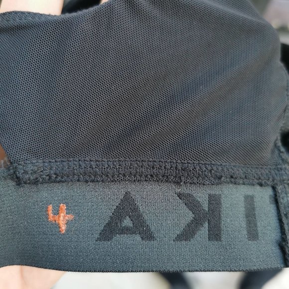 TITIKA Knox Medium Impact Sports Bra - Picture 10 of 10